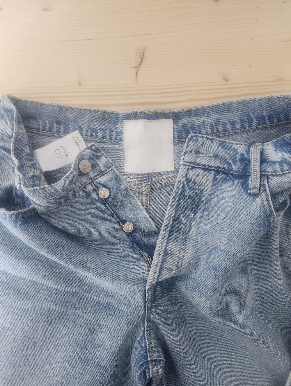 MOTHER Snaks Mid Rise Wide Leg Jeans in Blue And White Waist 30 - Picture 9 of 9